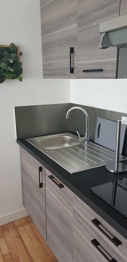 Apartment Apparts Centre Ville Lorient-Calme&Cosy France