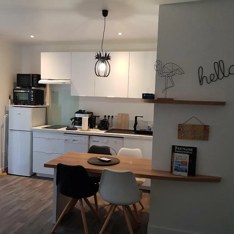 Apartment Apparts Centre Ville Lorient-Calme&Cosy